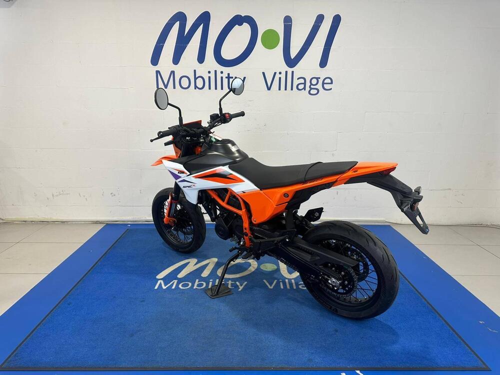 KTM 390 SMC R (2025 - 26) (4)