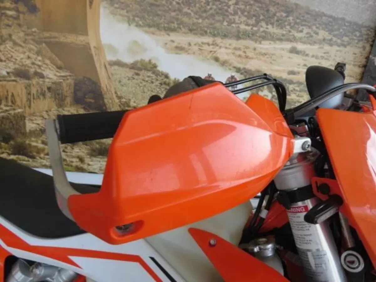 KTM 150 EXC TPI (2023) (9)
