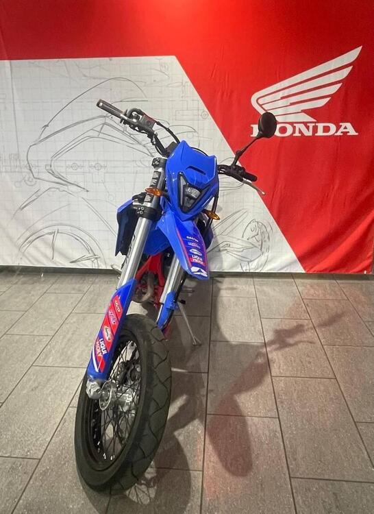 Betamotor RR 125 4T Motard T (2023 - 24) (2)