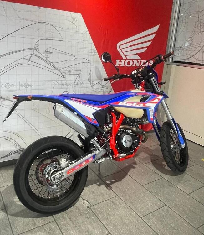 Betamotor RR 125 4T Motard T (2023 - 24) (3)