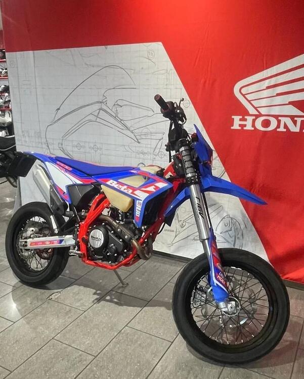 Betamotor RR 125 4T Motard T (2023 - 24) (5)