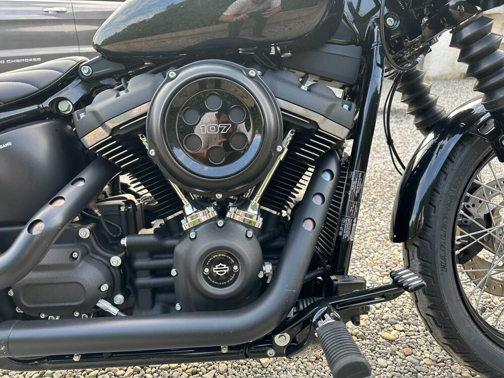 Harley-Davidson 107 Street Bob (2018 - 20) - FXBB (3)