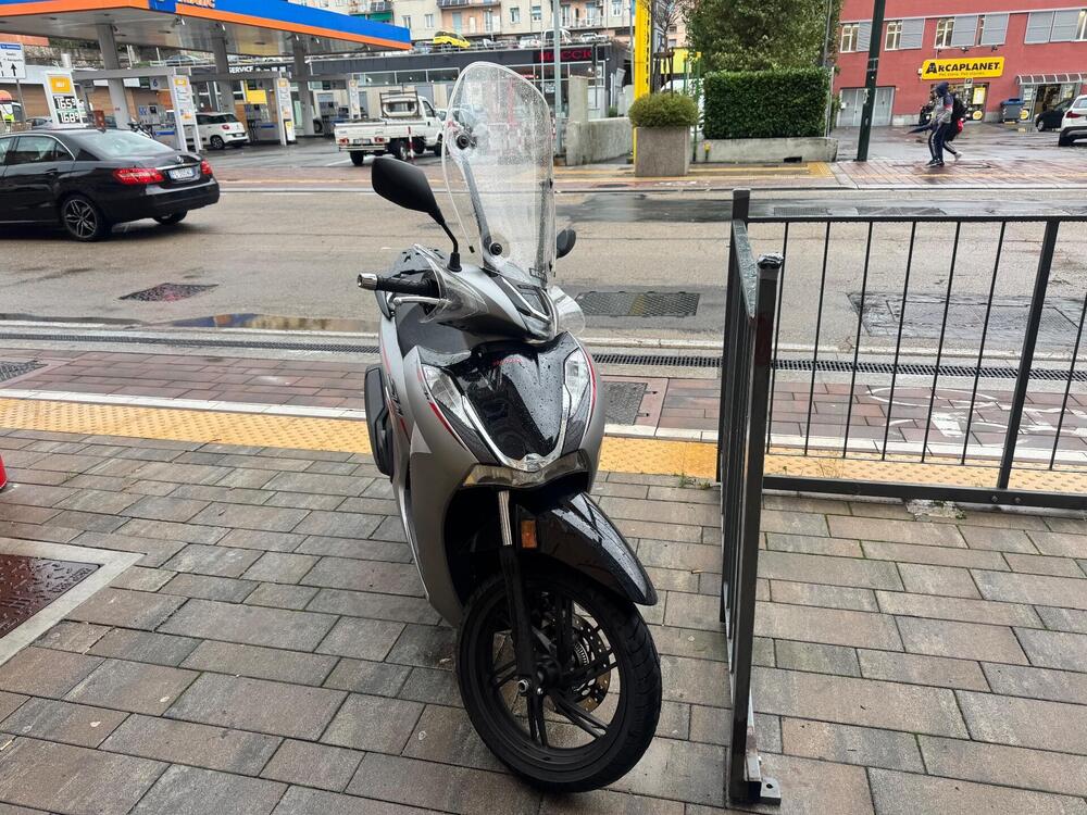 Honda SH 350 (2021 - 24) (2)