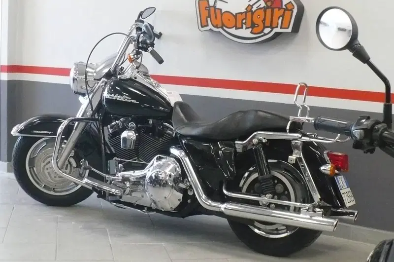 Harley-Davidson 1450 Road King Custom (2002 - 04) - FLHRSI (2)