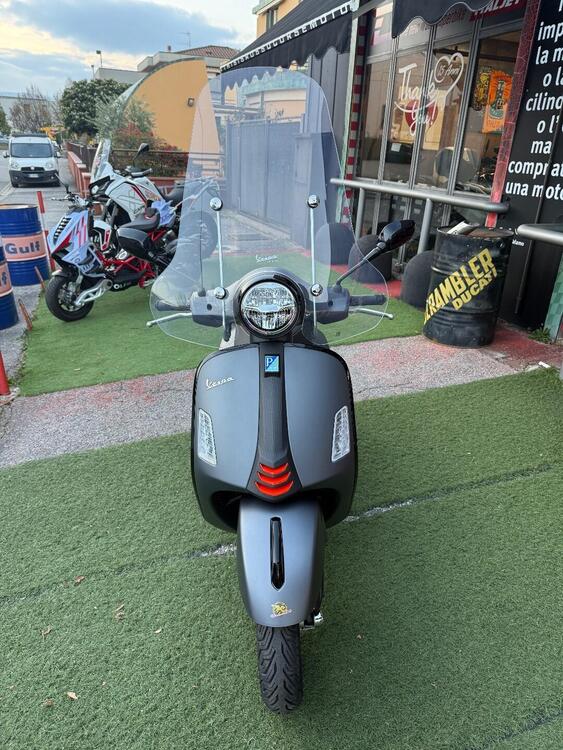 Vespa GTS 300 Super Sport (2023 - 24) (4)