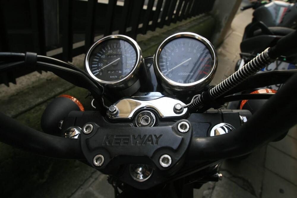 Keeway Motor Superlight 125 (2021 - 25) (4)