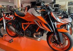 KTM 1290 Super Duke R EVO (2022 - 23) nuova