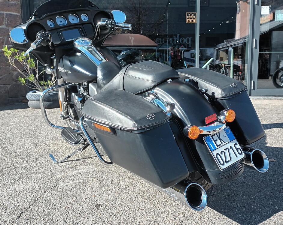 Harley-Davidson 107 Street Glide Special (2017 - 19) - FLHXS (3)