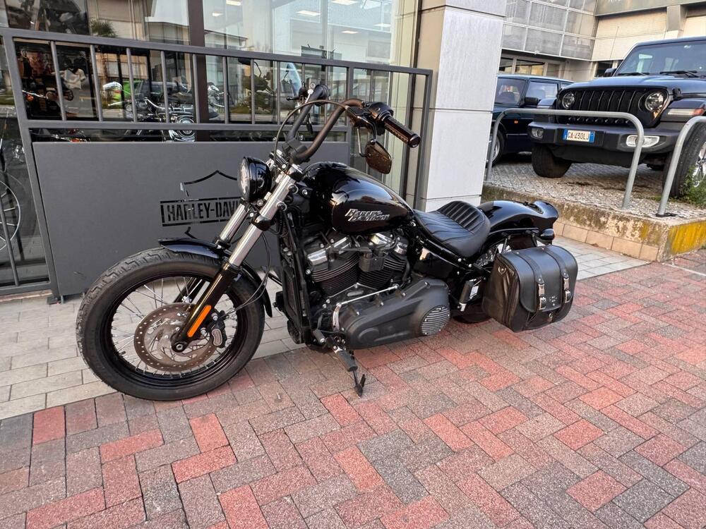 Harley-Davidson 107 Street Bob (2018 - 20) - FXBB (2)