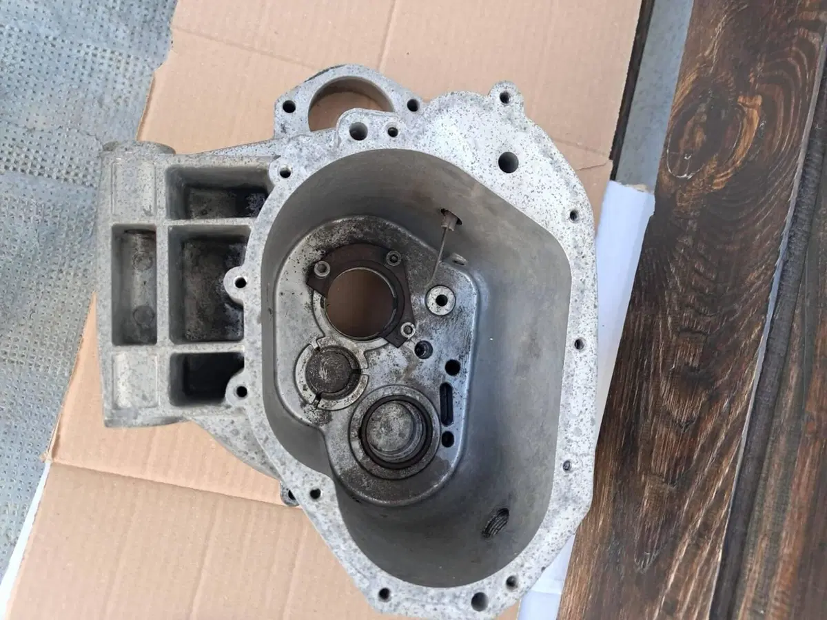 LE MANS 1 basamento motore VE- Moto Guzzi (6)