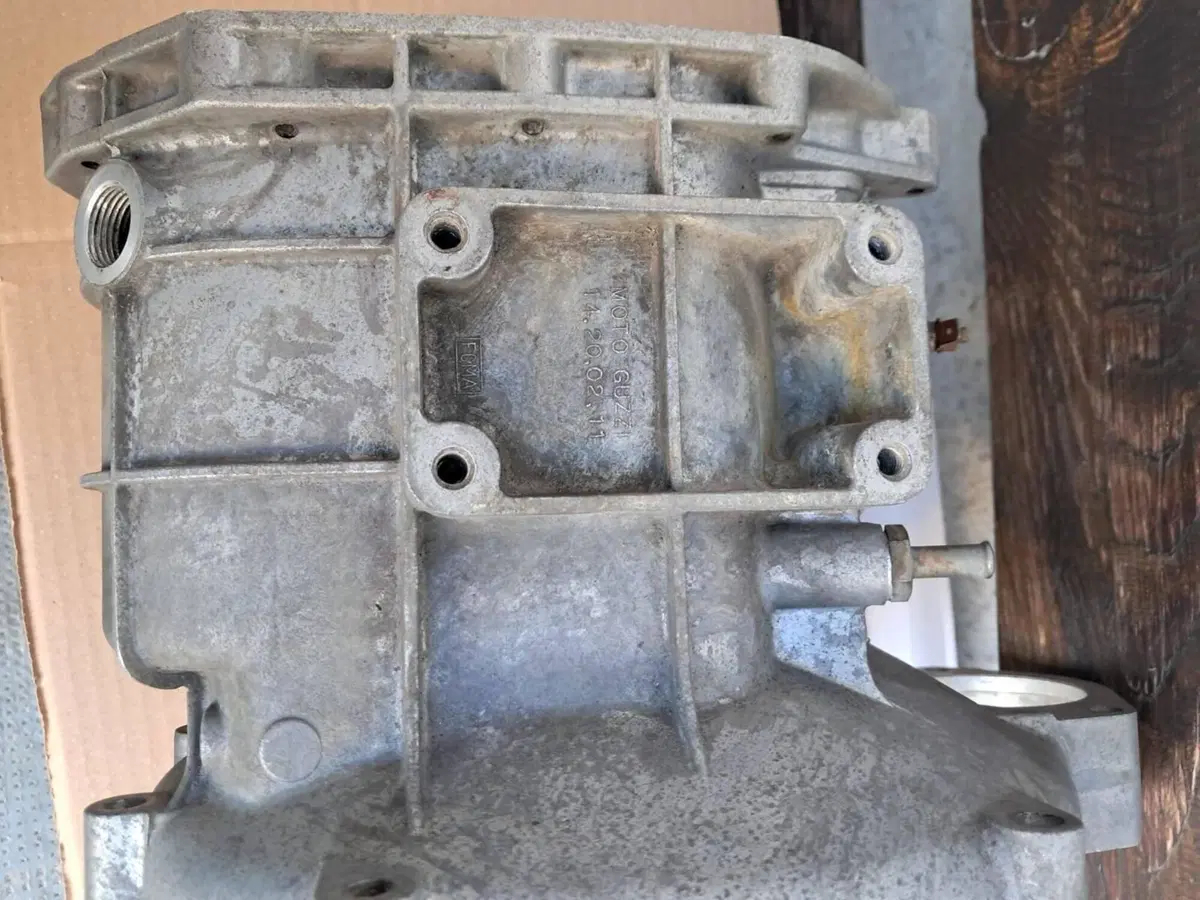 LE MANS 1 basamento motore VE- Moto Guzzi (7)