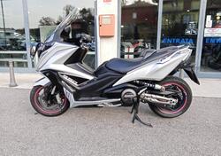 Kymco AK 550 (2017 - 19) usata