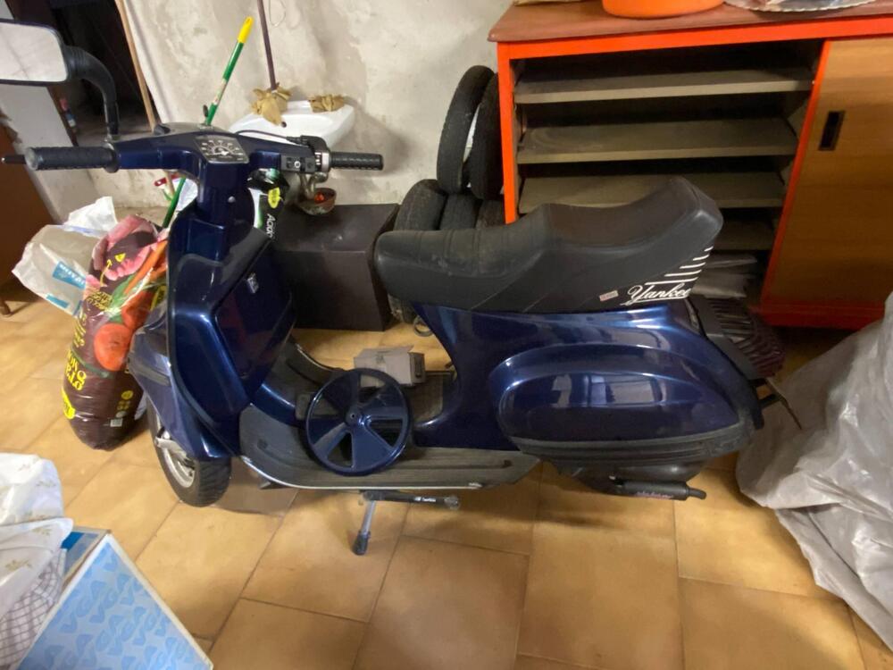 Piaggio Vespa 50 Special (5)
