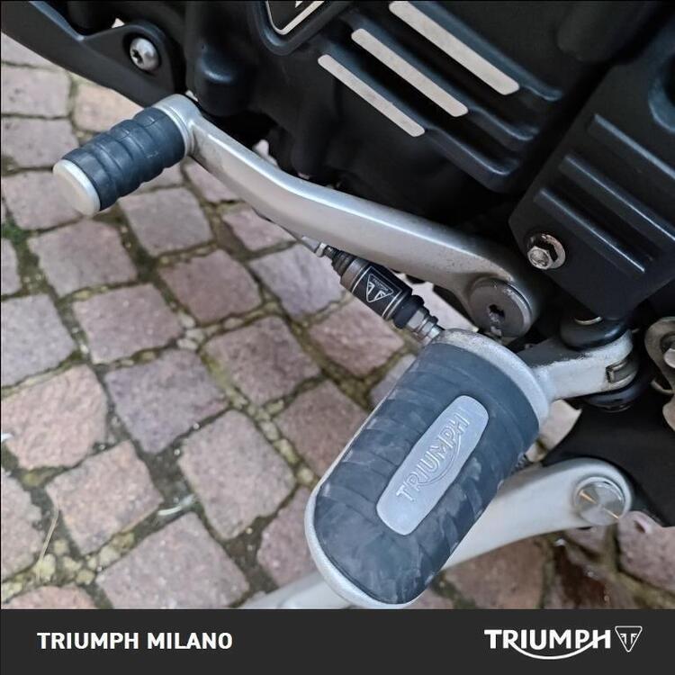 Triumph Rocket 3 R (2019 - 20) (5)