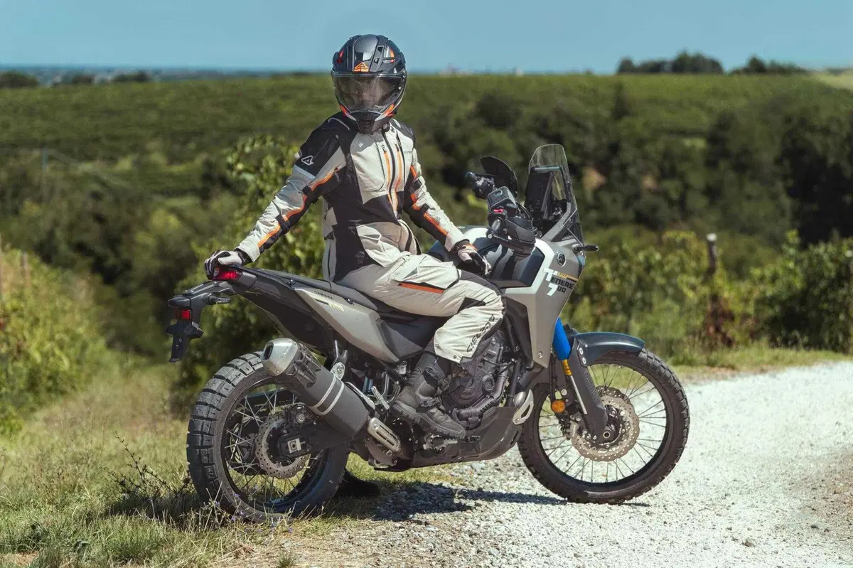 Nuovi completi Acerbis Rally Pro, Race e Race Mesh