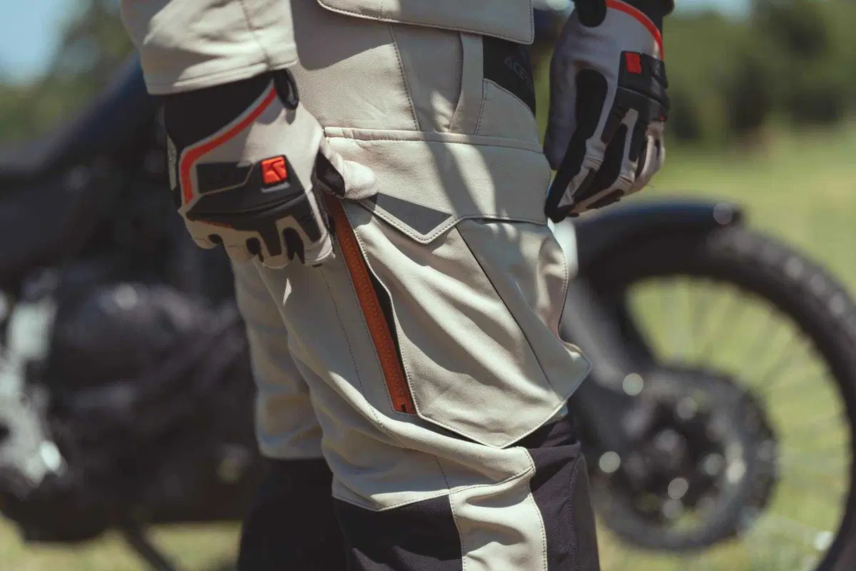 Nuovi completi Acerbis Rally Pro, Race e Race Mesh (2)