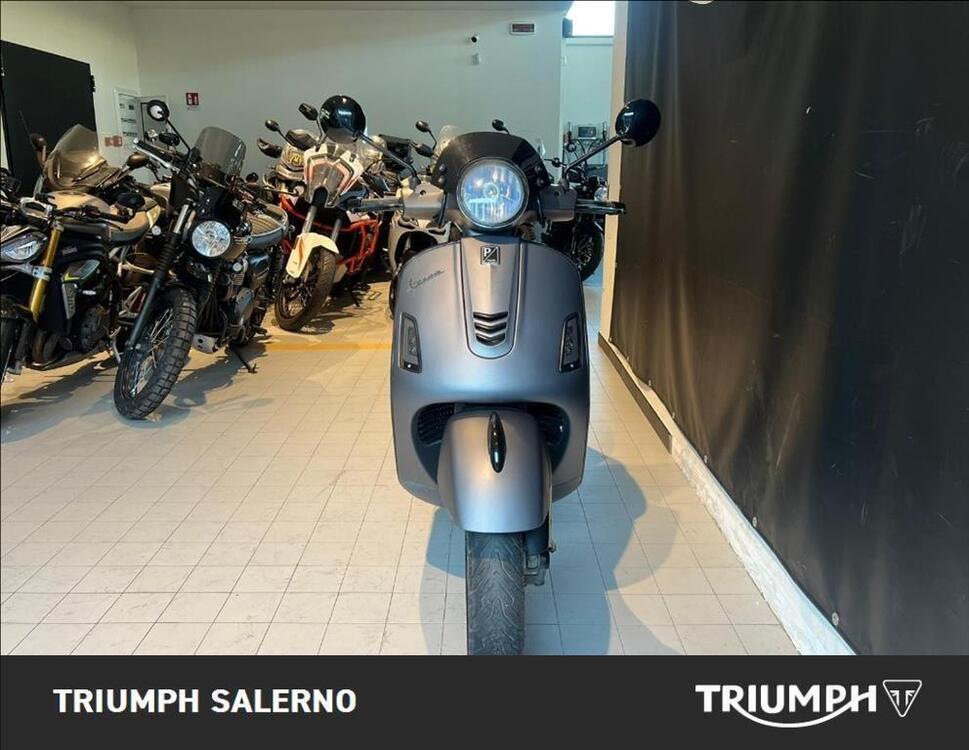 Vespa GTS 300 Super Sport (2017 - 19) (3)