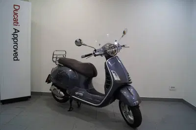Vespa GTS 300 Touring Hpe (2021 - 22) usata