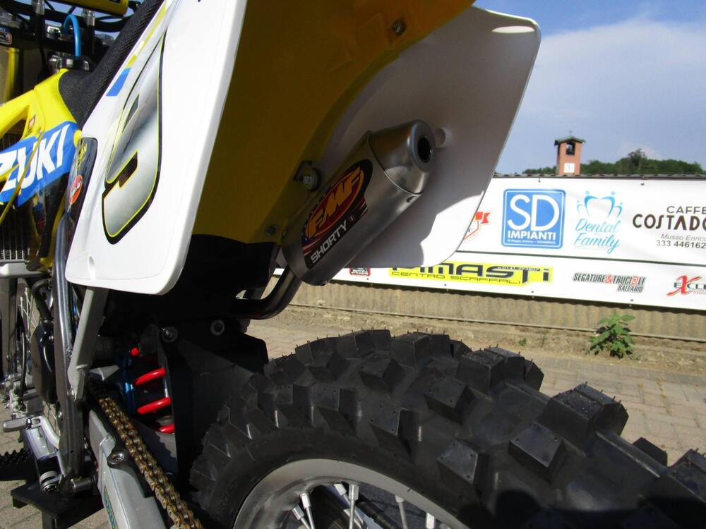 Suzuki RM 125 (2002 - 03) (4)