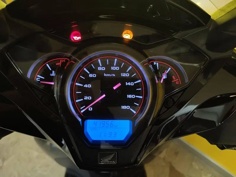 Honda SH 300 i ABS (2016 - 20) (5)