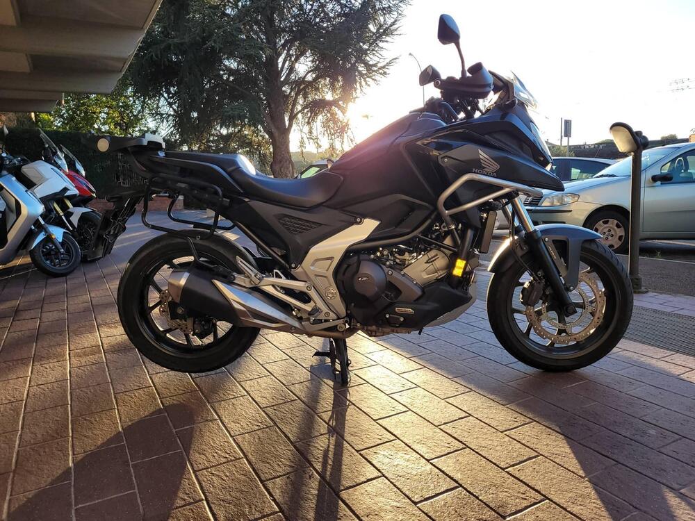 Honda NC 750 X DCT Urban (2021 - 24) (2)