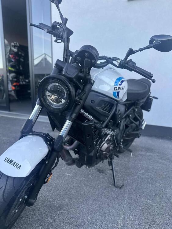 Yamaha XSR 700 (2022 - 25) (2)