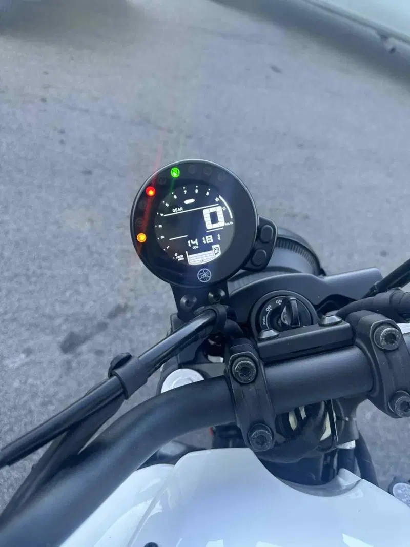 Yamaha XSR 700 (2022 - 26) (12)