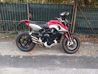 MV Agusta Rivale 800 EAS ABS (2013 -17) usata