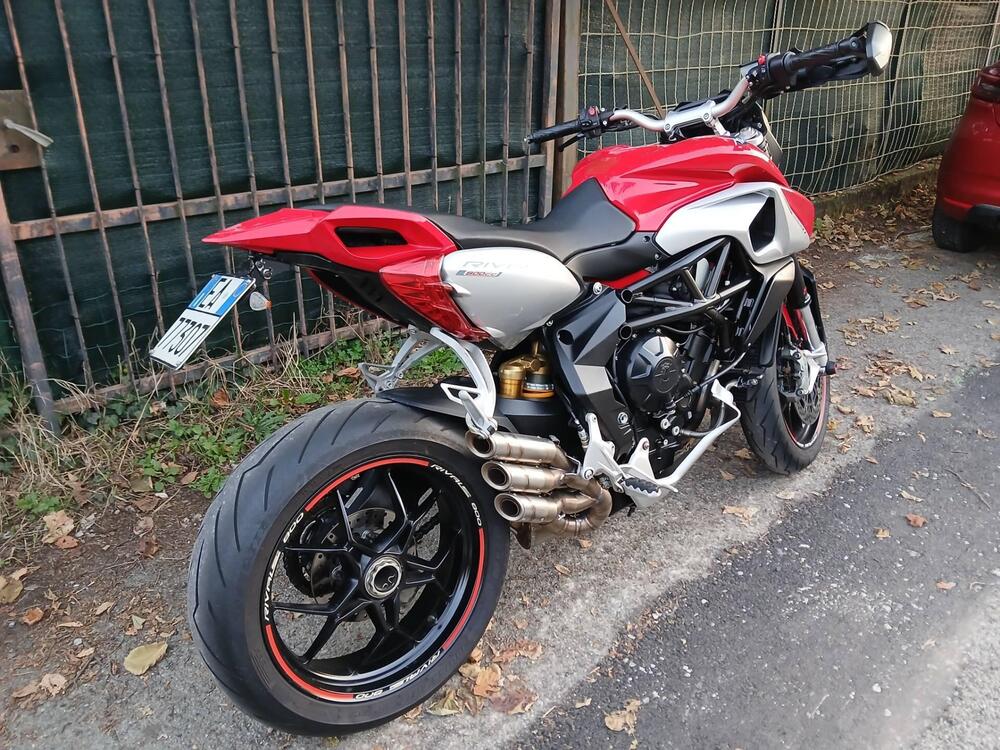 MV Agusta Rivale 800 EAS ABS (2013 -17) (2)