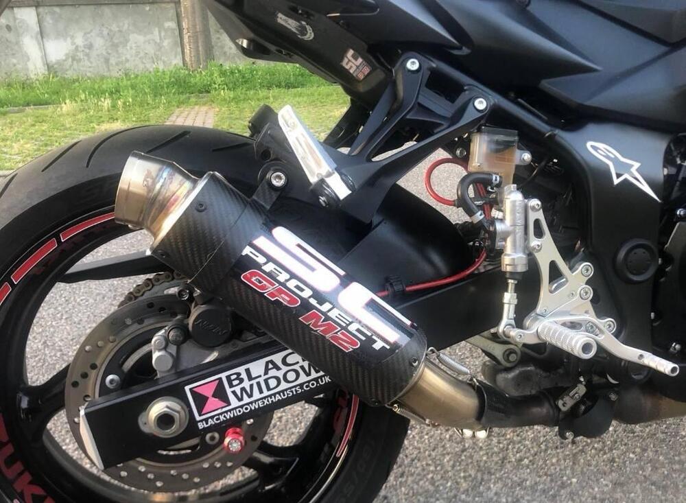 Suzuki GSR 750 Mat Black L.E. (2013 - 14) (5)