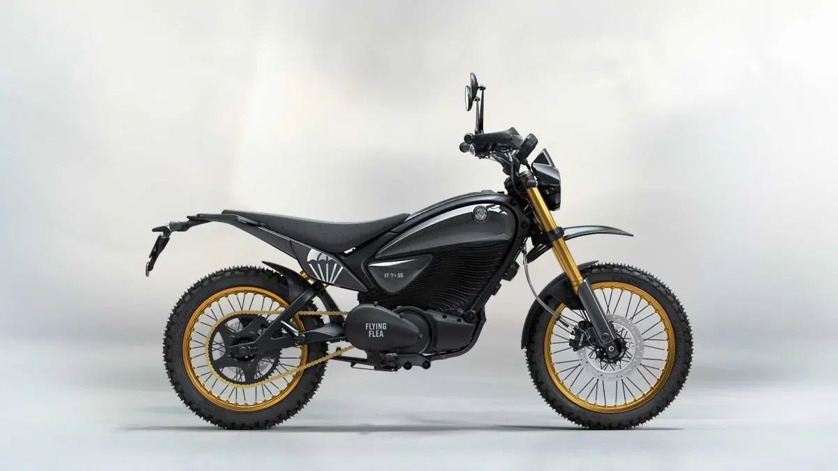 Royal Enfield presenta a EICMA 2025 la scrambler elettrica Flying Flea F6 (6)