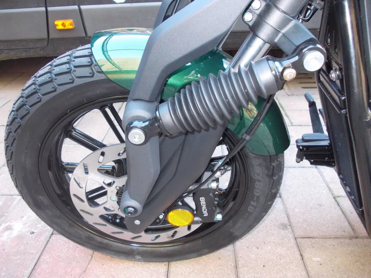 Benda Motorcycles Napoleon Bob 250 (2025 - 26) (4)