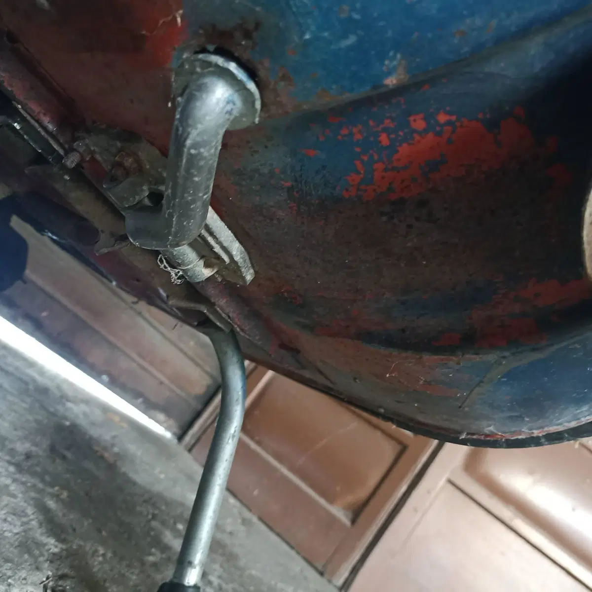 Vespa V5A2T  2ª serie 3 marce faro quadrato ruote 9" (6)