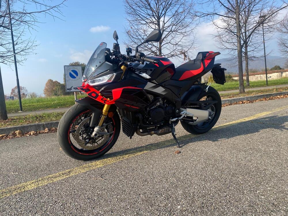 Aprilia Tuono V4 Factory (2025)