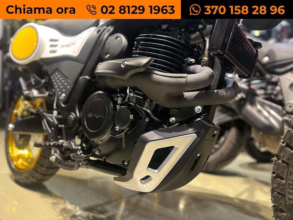 Swm Silver Vase 650 (2025 - 26) (3)