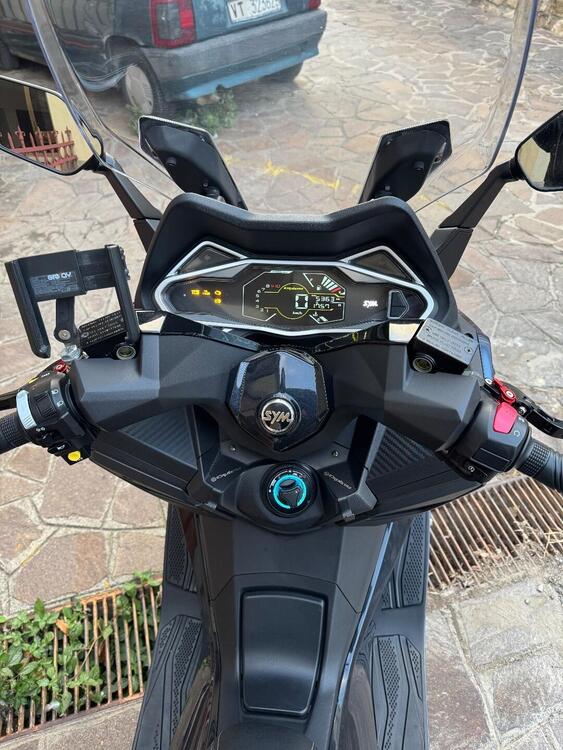 Sym Cruisym 300 E5+ (2025) (4)