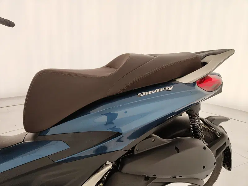 Piaggio 1 Active (2022 - 26) (10)