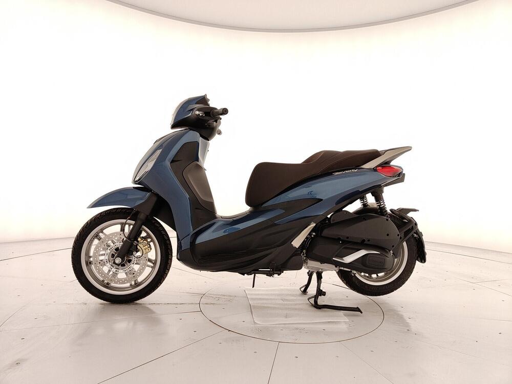 Piaggio 1 Active (2022 - 25) (3)