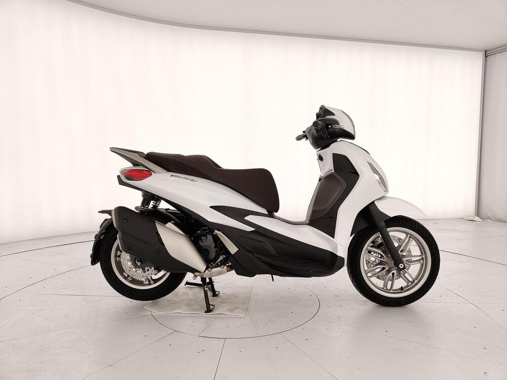 Piaggio Beverly 400 S (2025) (5)