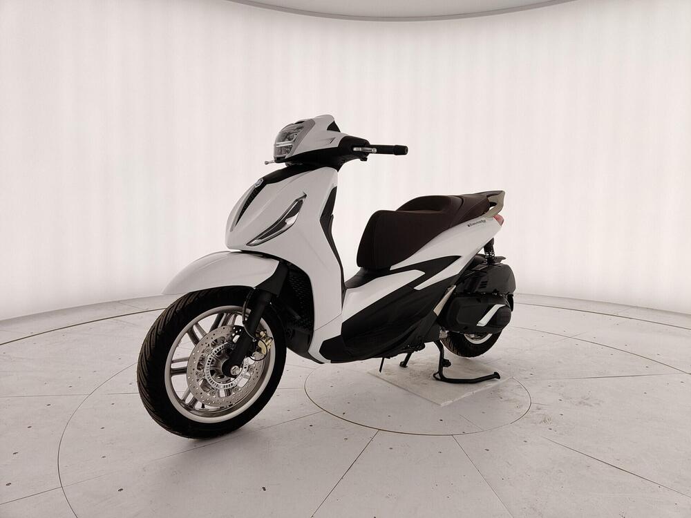 Piaggio Beverly 400 S (2025)