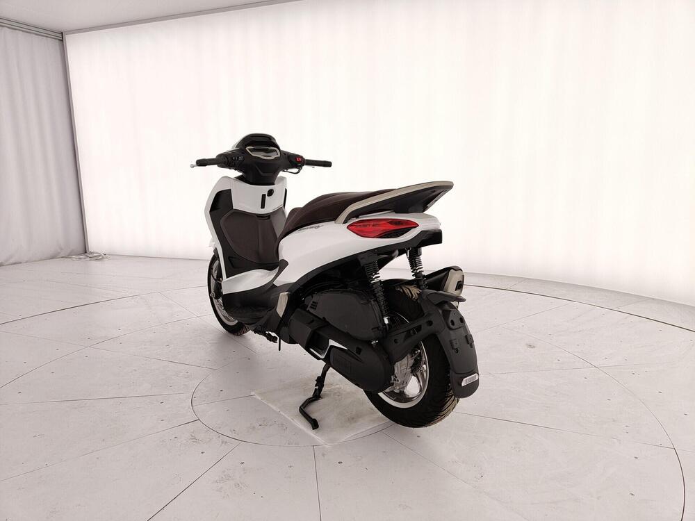 Piaggio Beverly 400 S (2025) (3)