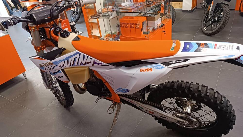 KTM 300 EXC TBI Six Days (2024) (2)