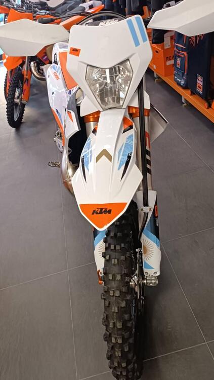 KTM 300 EXC TBI Six Days (2024) (4)