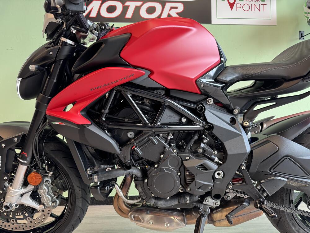 MV Agusta Dragster 800 Rosso (2021 - 23) (4)