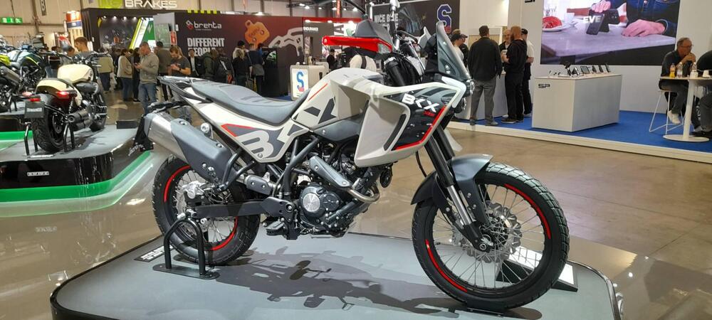 Benelli BKX 125 (2025) (2)