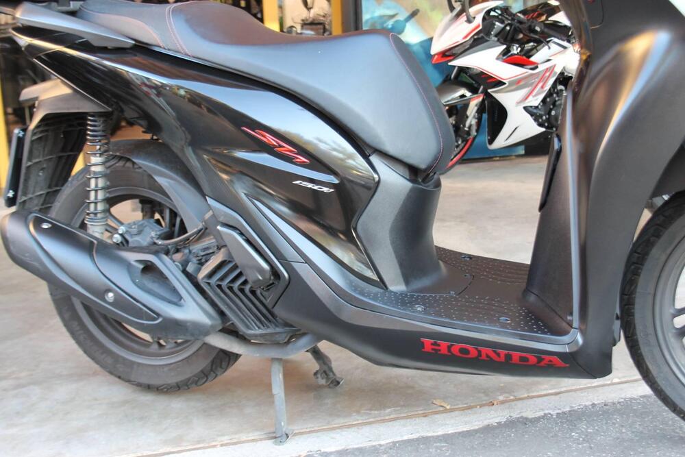Honda SH 150i Sport (2024 - 25) (2)