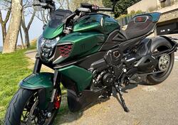 Ducati Diavel for Bentley (2024) usata