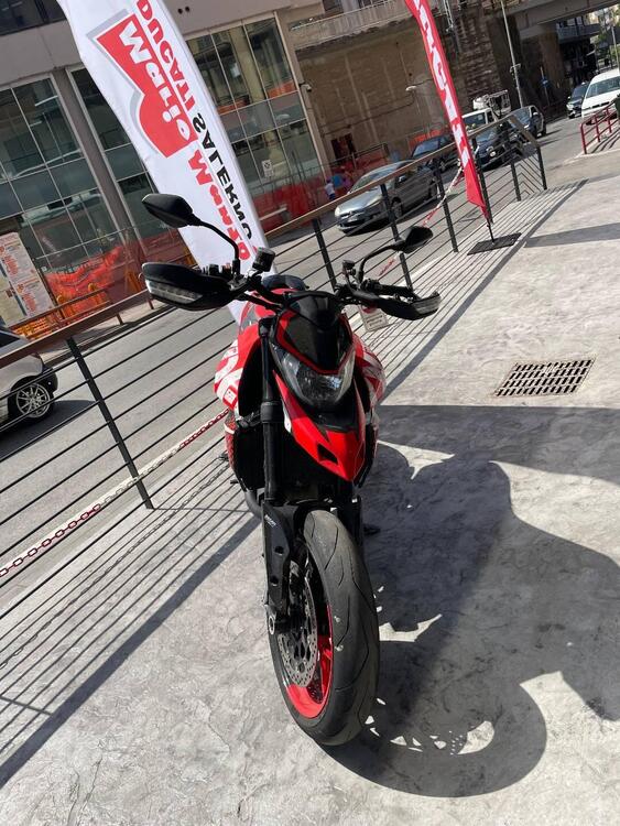 Ducati Hypermotard 950 RVE (2022 - 25) (2)