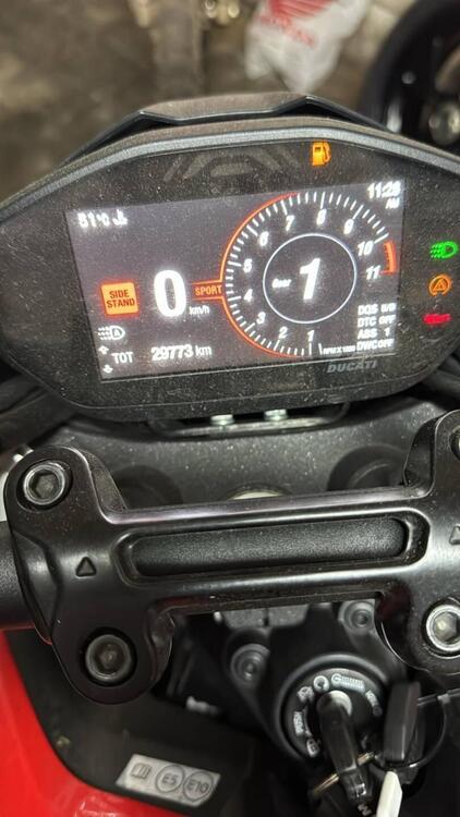 Ducati Hypermotard 950 RVE (2022 - 25) (5)