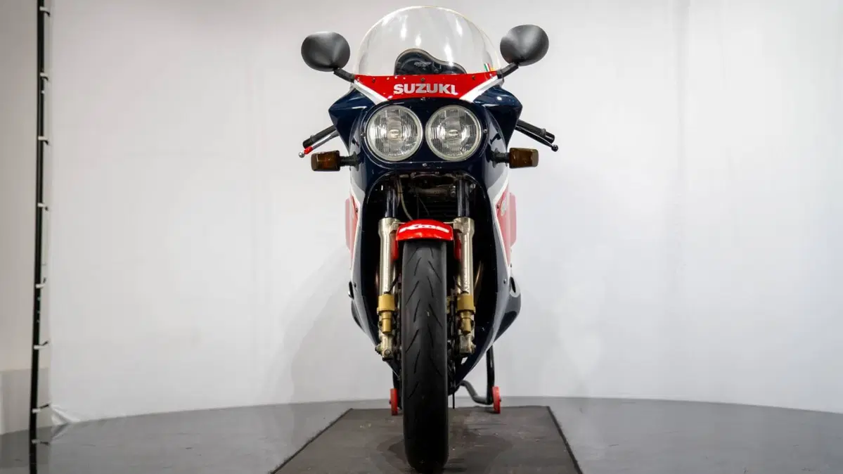 Suzuki GSX-R 1100 (4)